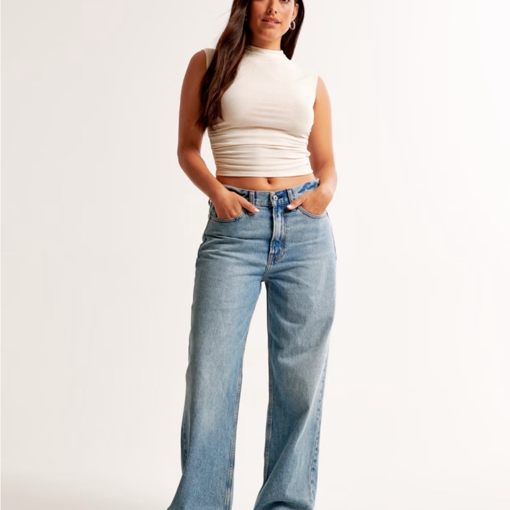 AF mid rise curve love slouchy fit jeans